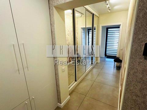 будинок за адресою Лютнева вул.