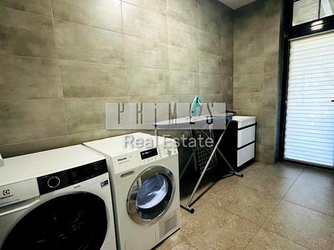 будинок за адресою Лютнева вул.