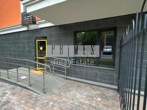 комерційна за адресою Львівська / вул. Мальовнича, 3