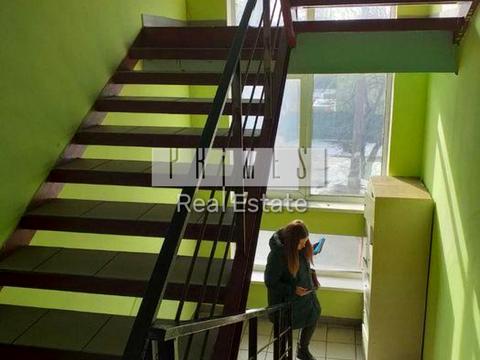 комерційна за адресою Київ, Робоча, 2А