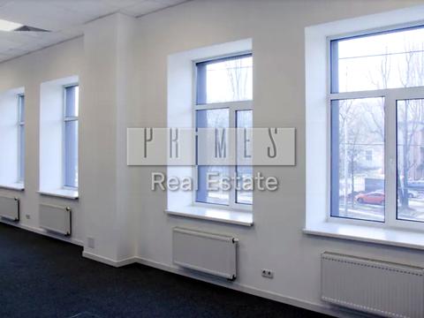 коммерческая по адресу Теліги Олени, 6