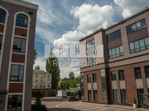 коммерческая по адресу Теліги Олени, 6