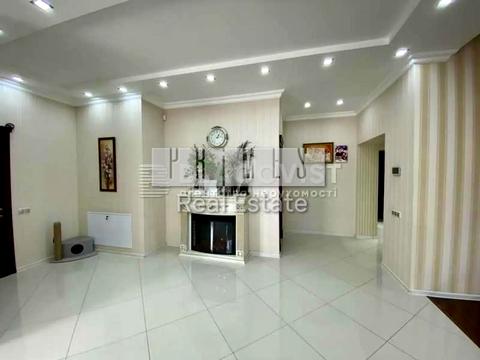 будинок за адресою Суворова