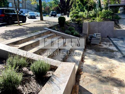 коммерческая по адресу Джона Маккейна ул. (Кудри Ивана), 28/25