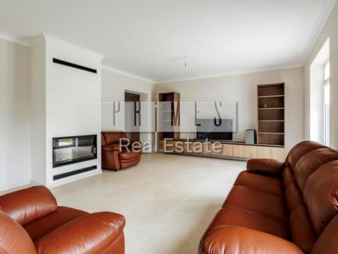 дом по адресу 10-та Садова ул., 80