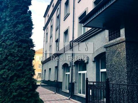 коммерческая по адресу Очаковская ул., 5/6