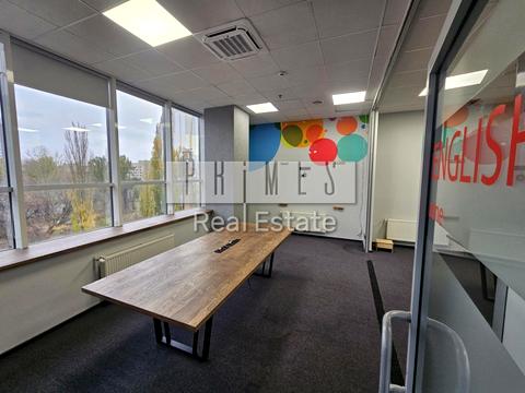 коммерческая по адресу Борщаговская ул., 154