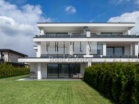 дом по адресу Февральская ул.