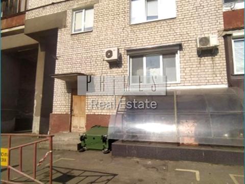 комерційна за адресою Київ, Почайнинська вул., 35