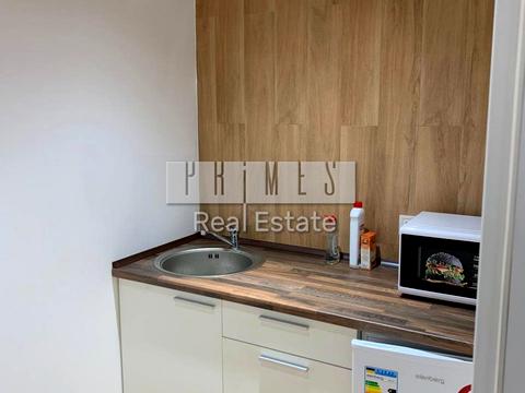 комерційна за адресою Київ, Максимовича Михайла, 24