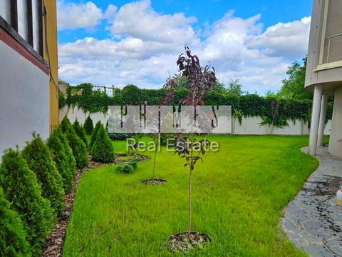 коммерческая по адресу Добрий Шлях ул., 63