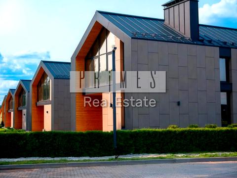 будинок за адресою Піщана вул.