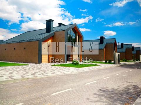 будинок за адресою Піщана вул.