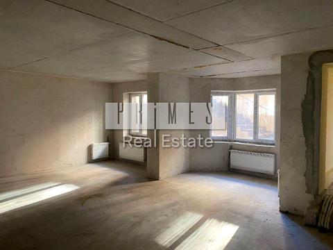 коммерческая по адресу Радісна, 6