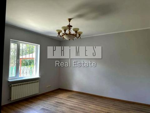 будинок за адресою Молодіжна вул.