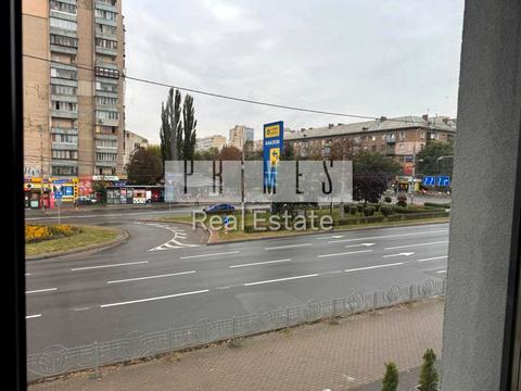 комерційна за адресою Київ, Вишгородська вул., 28