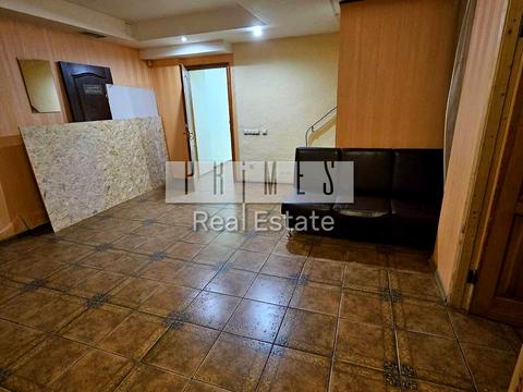 комерційна за адресою Київ, Антонова Авіаконструктора, 3