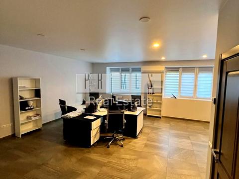 коммерческая по адресу Лесная ул., 2-П