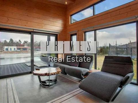 будинок за адресою Сонячна вул., 15