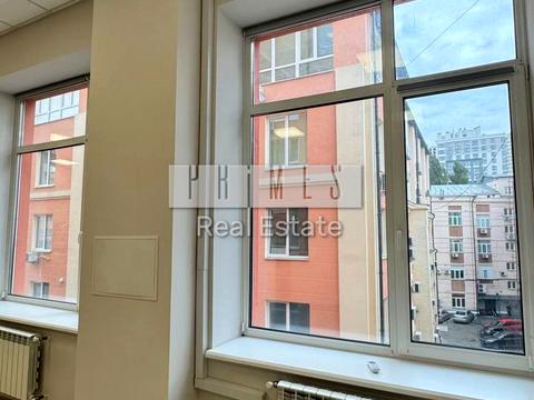 комерційна за адресою Глибочицька вул., 17