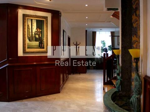 коммерческая по адресу Андріївський Узвіз, 7