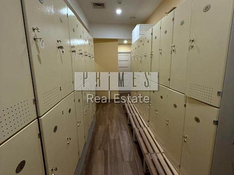 коммерческая по адресу Коновальця Євгена, 36д