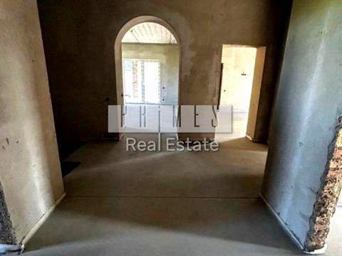 дом по адресу Весенняя ул.