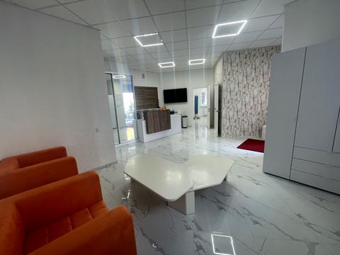 комерційна за адресою Героїв Небесної Сотні просп., 16/2