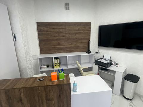 комерційна за адресою Героїв Небесної Сотні просп., 16/2