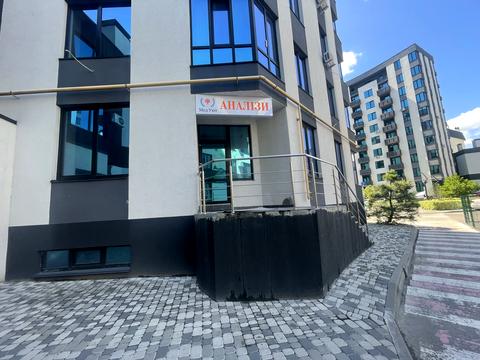 комерційна за адресою Героїв Небесної Сотні просп., 16/2