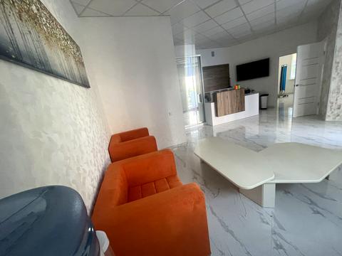 комерційна за адресою Героїв Небесної Сотні просп., 16/2