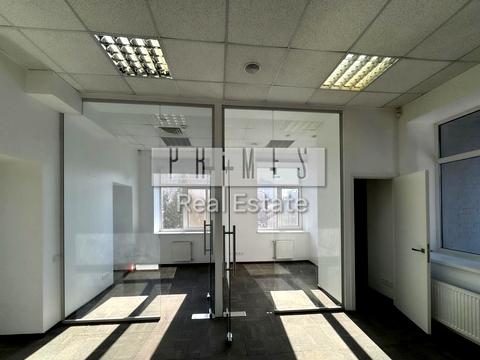 комерційна за адресою Пимоненка Миколи, 13