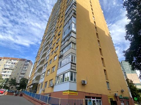 квартира за адресою Наталії Ужвій вул., 12