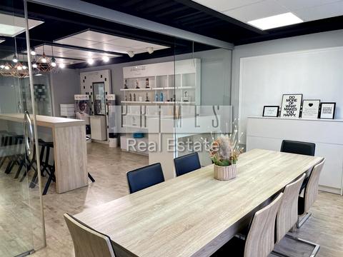 комерційна за адресою Київ, Ярославська вул., 56А