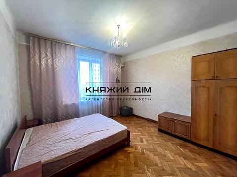 квартира по адресу Авиаконструктора Антонова ул., 3