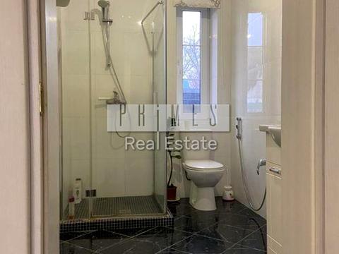 будинок за адресою Незалежності