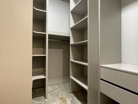 квартира по адресу Олександра Олеся ул., 9