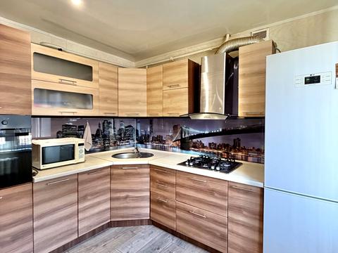 квартира за адресою Петра Дорошенка вул. (Блюхера), 4