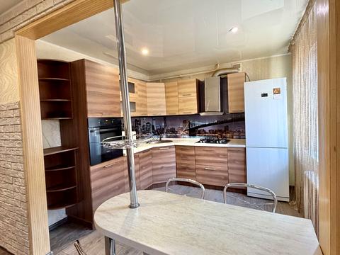 квартира за адресою Петра Дорошенка вул. (Блюхера), 4