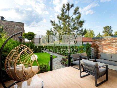 дом по адресу Центральна