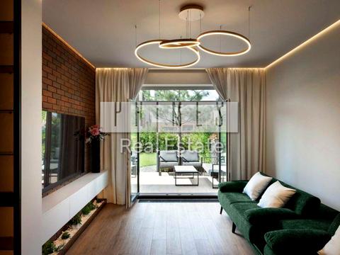 дом по адресу Центральна