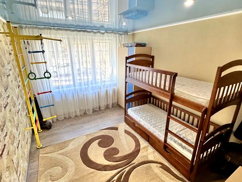 квартира за адресою Петра Дорошенка вул. (Блюхера), 4