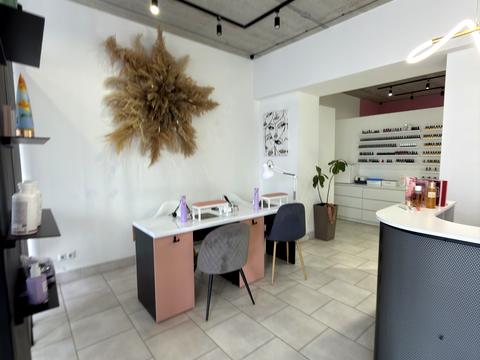 комерційна за адресою Івано-Франківськ, Княгинин вул., (Будинок 1)