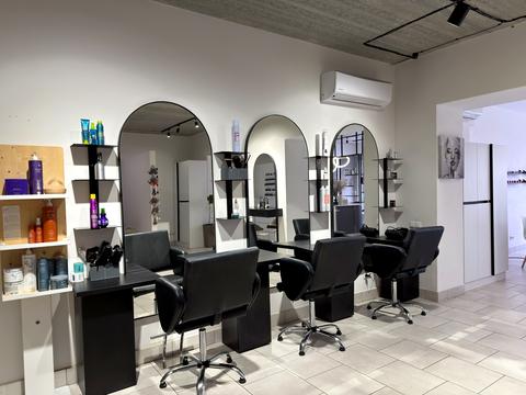 комерційна за адресою Івано-Франківськ, Княгинин вул., (Будинок 1)