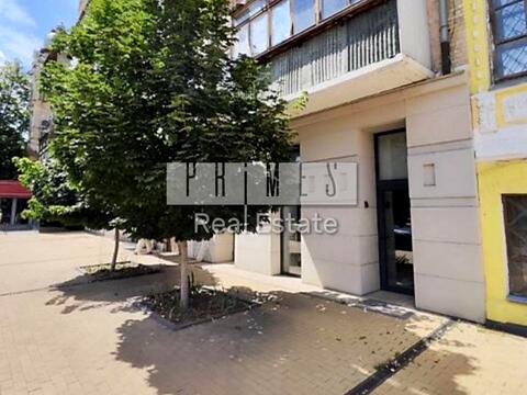 комерційна за адресою Андріївська вул., 11/7