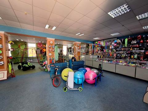 комерційна за адресою Вінтера бульв., 18