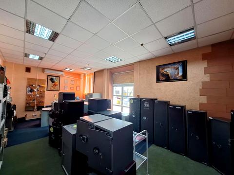 комерційна за адресою Запоріжжя, Вінтера бульв., 18