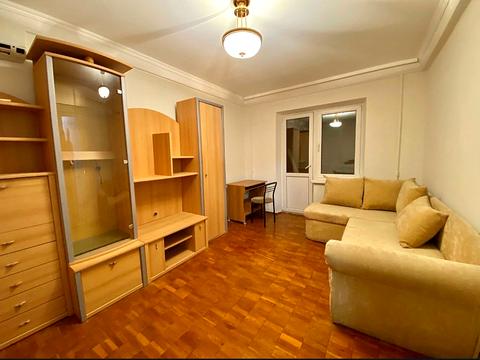 квартира за адресою Мілютенка вул., 46