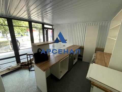 комерційна за адресою Моторобудівників просп., 22