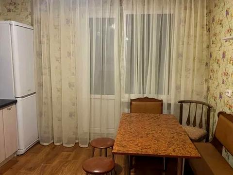 квартира за адресою Сергія Данченка вул., 3